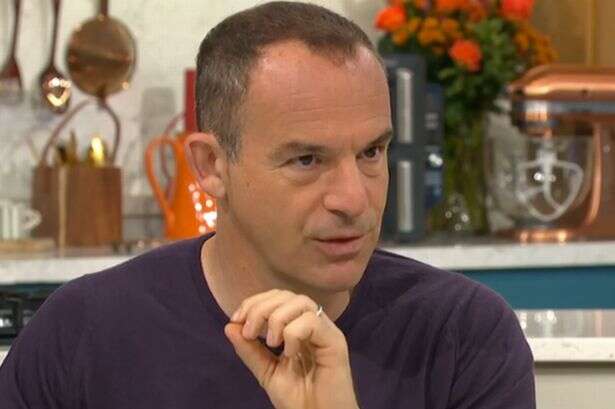 Martin Lewis warns UK airport passengers are owed '£200 per person'