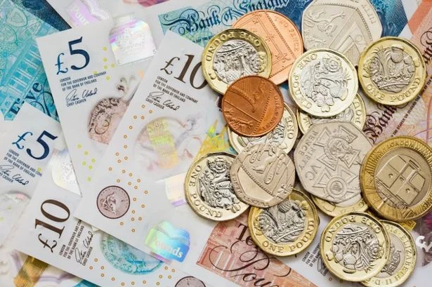 UK households being handed free 'energy or water bill' voucher worth £500