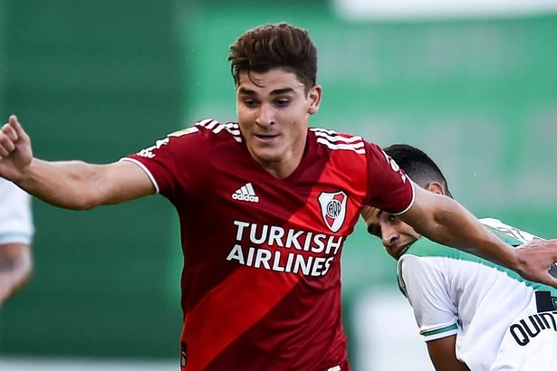 Julian Alvarez to Aston Villa: Deal 'closer', transfer fee & Lionel Messi intervention