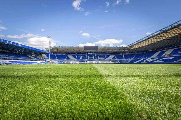 Birmingham City vs Wrexham live updates as Tom Brady prepares to watch League One clash