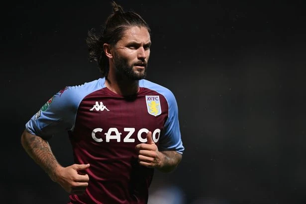 Championship club signs Aston Villa flop and Birmingham City Carling Cup winner on the same day