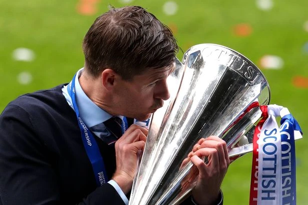 Steven Gerrard Rangers return odds: Betting suspended as ex-Liverpool captain link intensifies