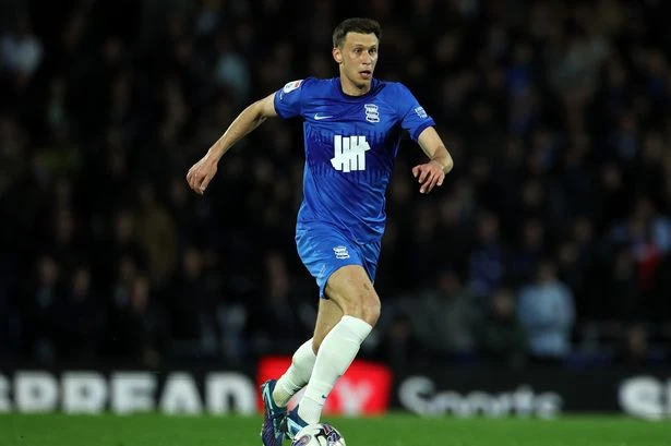 Chris Davies clarifies injuries to Krystian Bielik, Siriki Dembele and Tyler Roberts