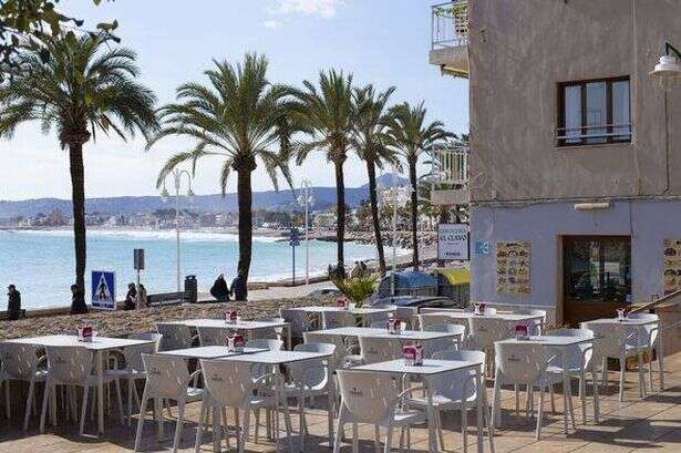 Spanish holiday hotspot to close bars early in drastic new rule which will affect Brits