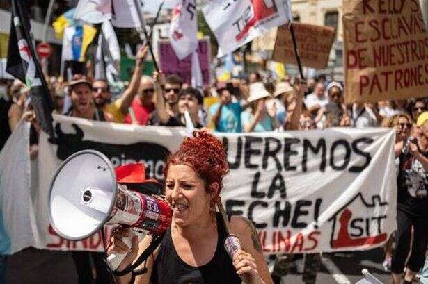 Furious anti-tourism protests set to shatter peace of Canary Islands with 100k to revolt