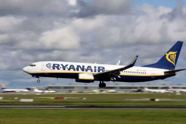 Ryanair passengers chucked off flight after behaviour so bad police had to swoop