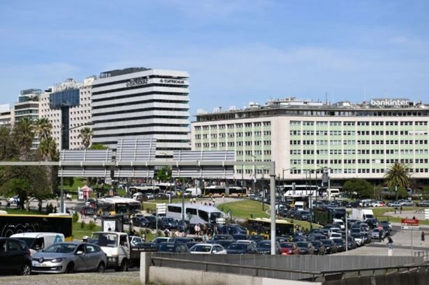 New Portugal entry system means UK tourists face 'three hour wait' at airports