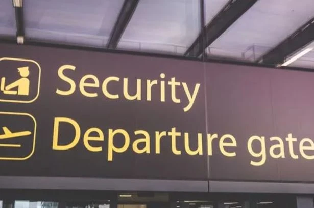 Airport passengers warned to 'avoid' shop in every UK departure lounge