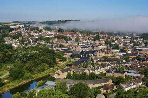 Prettiest UK towns named - but Midlands town makes 'ugly list'