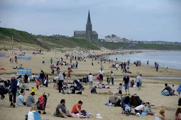 Exact date Azores High could bring heatwave back to UK as Met Office says 'warm and dry'