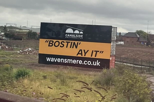 Reason why huge 'Bostin' Ay it' sign has appeared next to Midlands train station