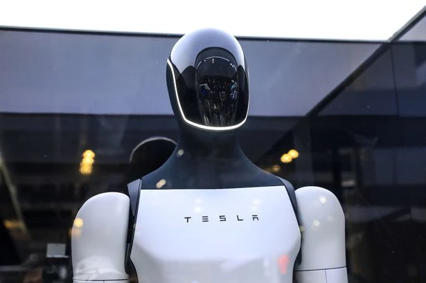 40 everyday jobs most at risk of AI - from sales reps to one type of teacher
