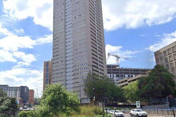 Tall building fire live as crews rush to Birmingham city centre with plea to 'avoid area'