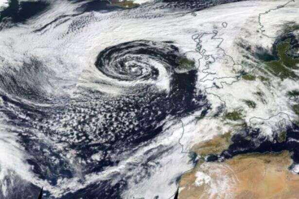 Artic blast to hit UK in days as Hurricane Kirk set to bring snow and freezing temperatures