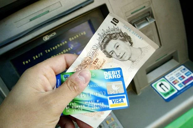 DWP claimants given 24-hour warning to check accounts or have no cash for 5 days