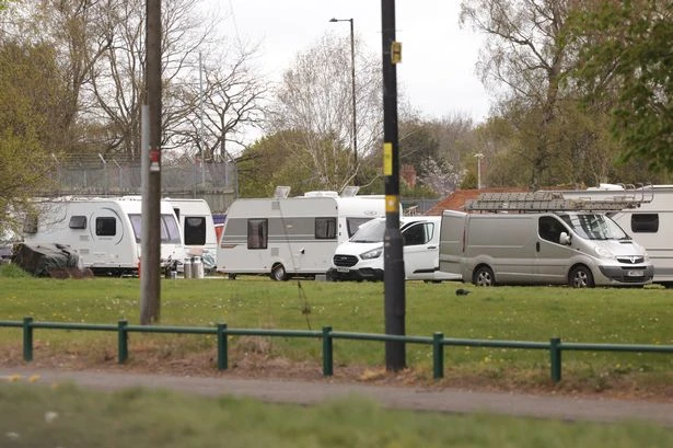 Travellers return to popular Birmingham park a week after being moved on