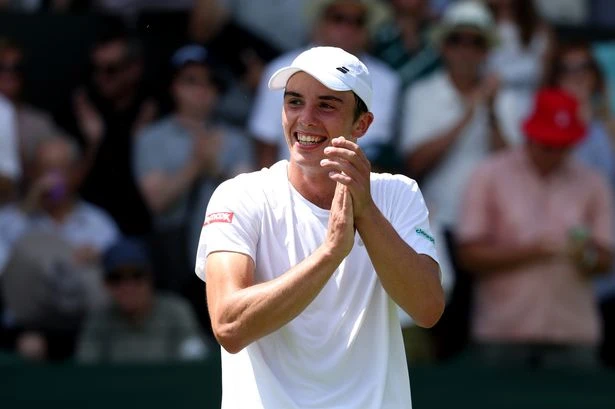 Wimbledon Brit newcomer issues five-word warning to defending champion Carlos Alcaraz