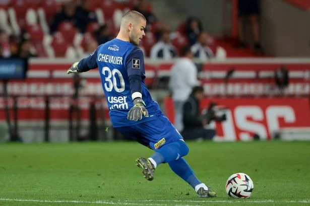 Aston Villa transfer target is eager to seal move as Monchi 'opens talks' over deal