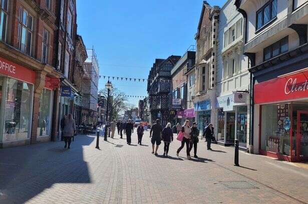 Arrest made over 'pickpockets' operating in Midlands town