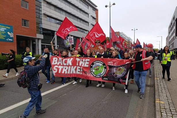Hundreds march with Birmingham bin strikers as union boss says government 'must intervene'