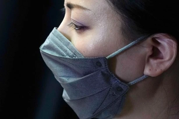 Covid expert says public should wear face masks again 'in crowded spaces'