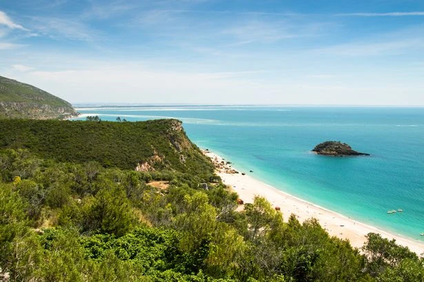 UK tourists in Portugal warned over vaccine recommendations ahead of summer