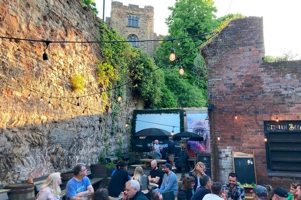 'Oasis' pub a 15 minutes from Birmingham named among 'best of the best'