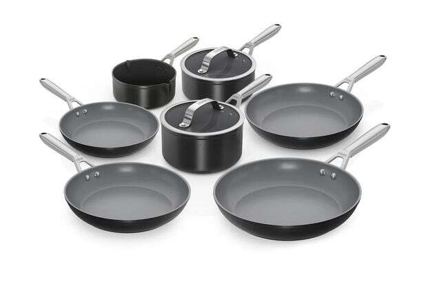 Ninja knocks £170 off 7-piece ceramic cookware bundle with 'amazing non-stick'