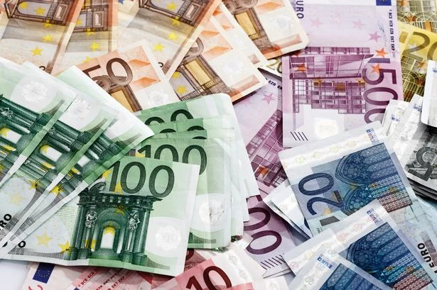 Brits holidaying in Europe given 'cash at all times' warning