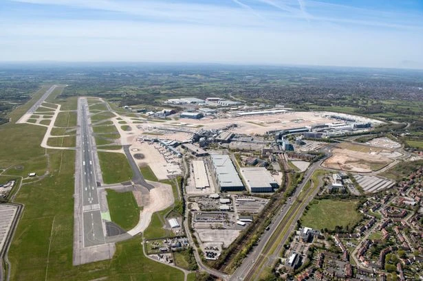 'Utter chaos' at Manchester Airport as drivers get stuck in nightmare queues