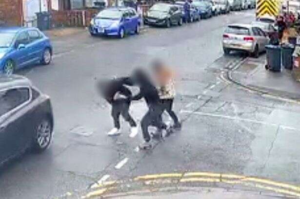 Shocking video shows moment man stabbed after daylight fight on Birmingham street