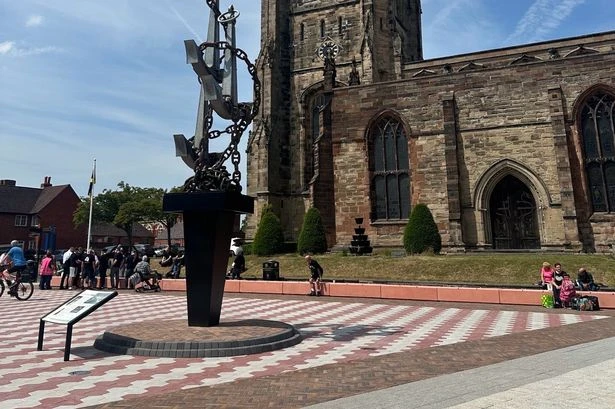 Council issues response to Spud Man’s Tamworth square renovation criticism saying ‘refining is normal’