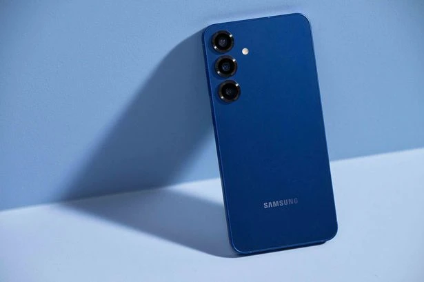 Samsung knocks £160 off Galaxy S25 with pre-Black Friday deal Amazon can't beat