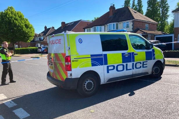 Huge Birmingham cordon live as Erdington roads closed after police incident