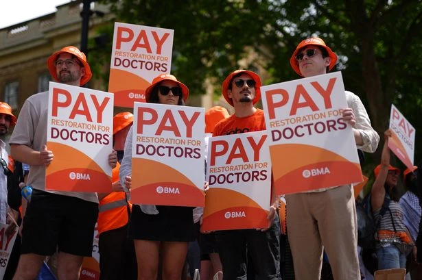 Exact dates resident doctors in England will go on strike over pay as 'patients at risk'