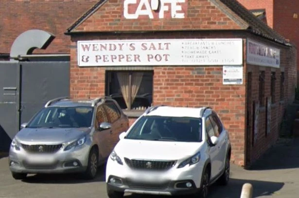 Family-run 'cosy' cafe that serves roast dinners and breakfasts asks for 'support'