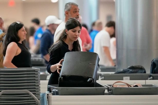 'I'm an ex-baggage handler - this is the only kind of suitcase cover you should use'