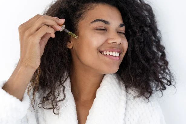 Beauty expert to Queen warns over 'devastating impact' of certain skincare on younger generation