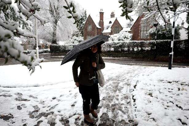 £25 Cold Weather Payments land in bank accounts amid sub-zero temperatures