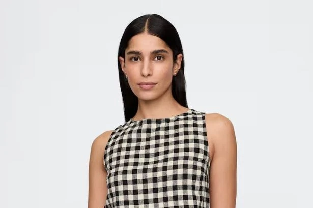 GAP's gingham summer staple has buyers 'purchasing in all the colours'