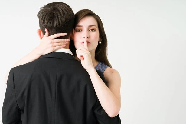 The sneaky cheating sign 'everyone seems to miss'
