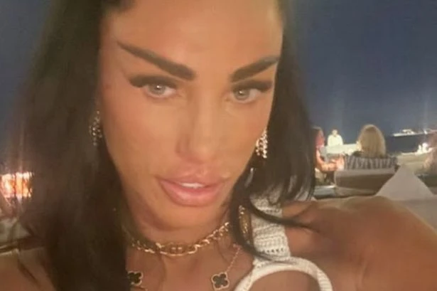 Katie Price 'risks arrest' with 'disrespectful' outfit in Dubai