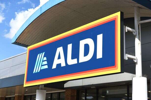 Masked gang flee with cash in Midlands Aldi robbery