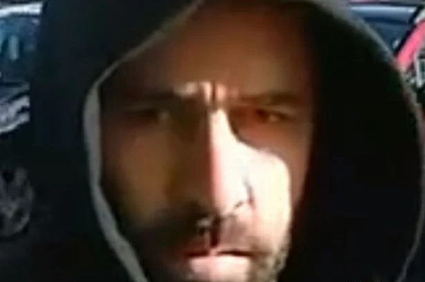 Police issue image after man attacked on street