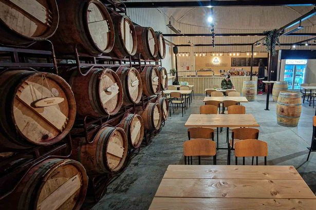 The huge 52-venue Birmingham Bank Holiday beer crawl pubgoers are 'all over'