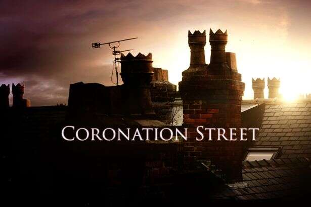 ITV Coronation Street legends 'sign new deal' as other fan favourites make exit