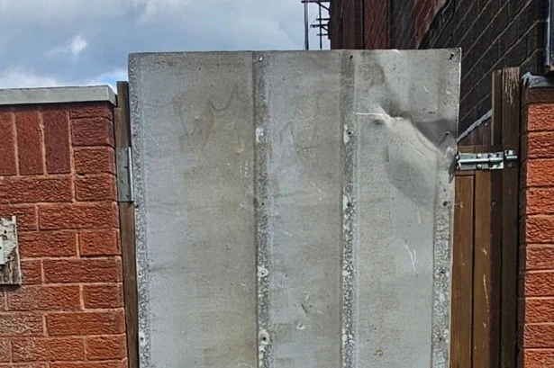 Former Birmingham boozer boarded up following complaints