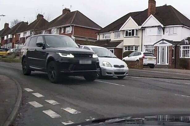 Moment driver slams on breaks to avoid crash with Range Rover in exact spot cyclist killed