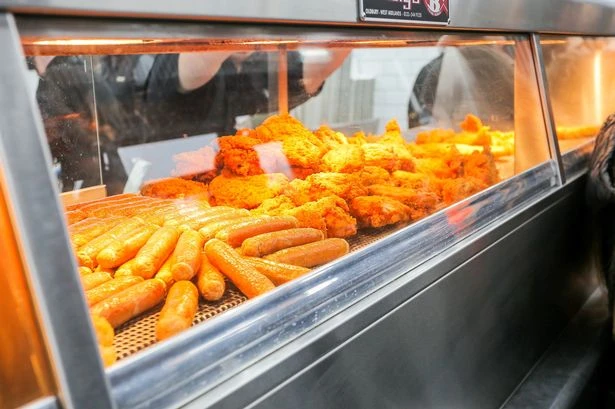 Woman buys fish and chips in Tenerife - but Brits are floored by price