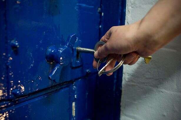 Female prison officers reveal what it's like to work on 'chaotic and unpredictable' wings